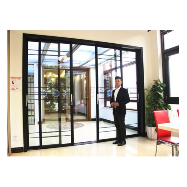 加盟伊盾門窗，實(shí)現(xiàn)你發(fā)財(cái)致富的夢(mèng)想！