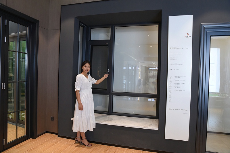 伊盾門窗子彈頭系列平開窗，憑啥一推出市場(chǎng)就激起千層浪？