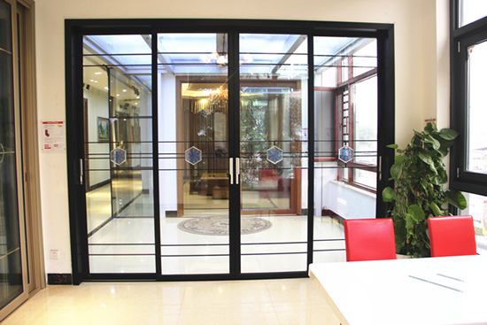 伊盾安全門窗，全力以赴提高你的居家生活質(zhì)量！113004