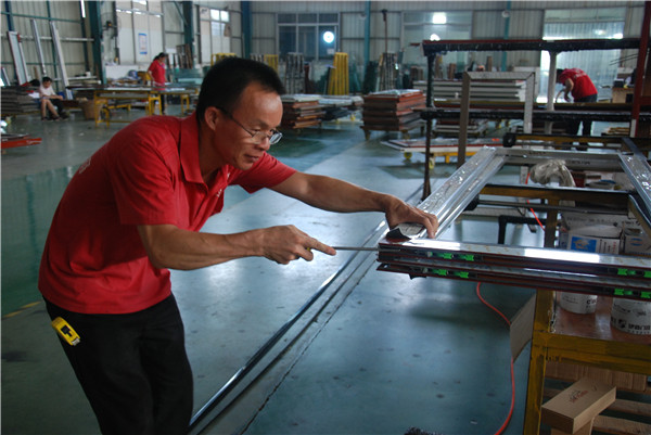 門窗加盟伊盾門窗