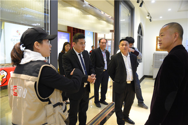 鋁合金門窗加盟伊盾門窗